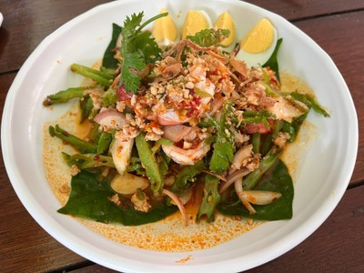 ยำถั่วพลู