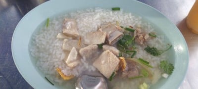 ข้าวต้มปลา+กระดูกหมู