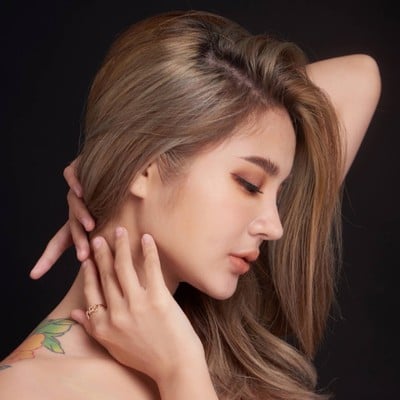 WE clinic by หมอแซม หมอดา