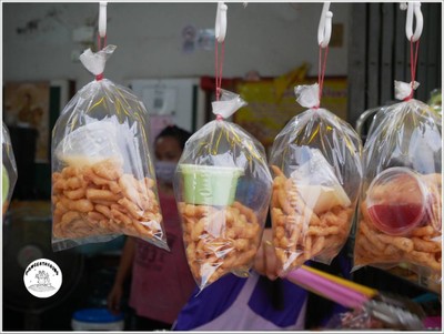 ปาท่องโก๋