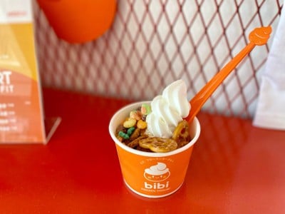เมนูของร้าน bibi Frozen Yogurt Pattaya
