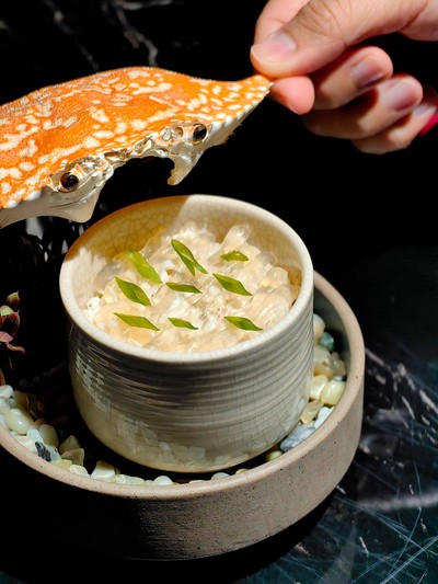 Egg en cocotte with Crab