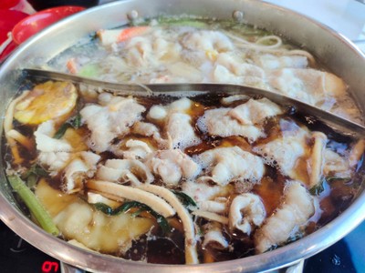 สุกี้ตี๋น้อย