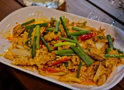 เนื้อปูผัดผงกะหรี่