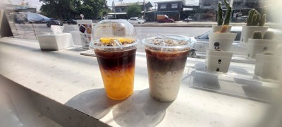 Black Orange MANDARIN (อเมริกาโน-น้ำส้ม)