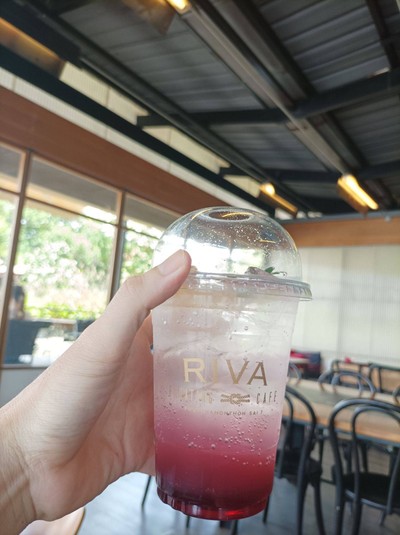 STRAWBERRY ITALIAN SODA