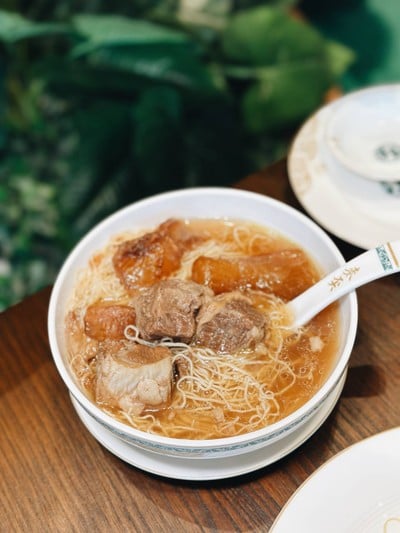 Mak's Noodle เซ็นทรัลเวิลด์