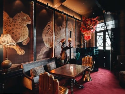 Lucky Duck Bar