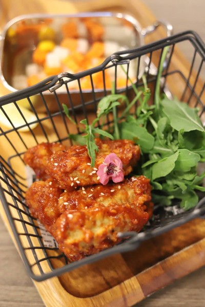 ไก่กรอบซอสโคชูจัง