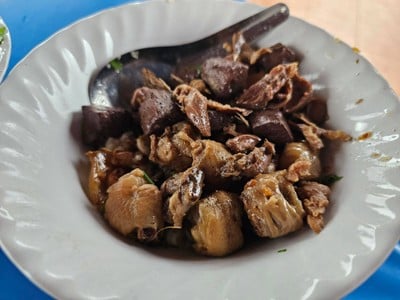 ข้าวแห้งข้อเป็ดพะโล้