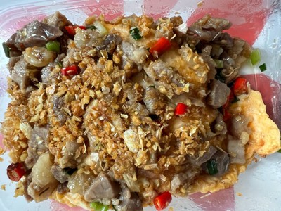 ข้าวไข่ข้นคั่วพริกเกลือ -Halal เนื้อ