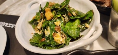 ใบเหลียงผัดไข่