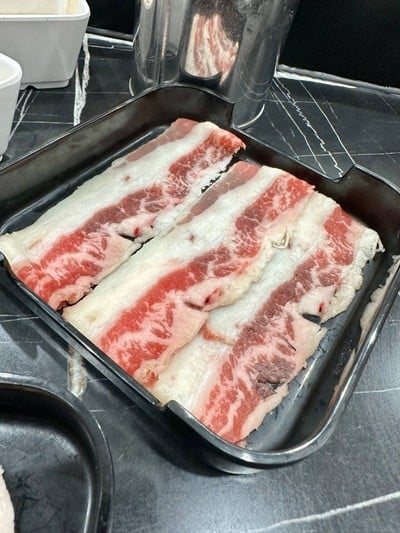 เนื้อเสือร้องไห้ Aus