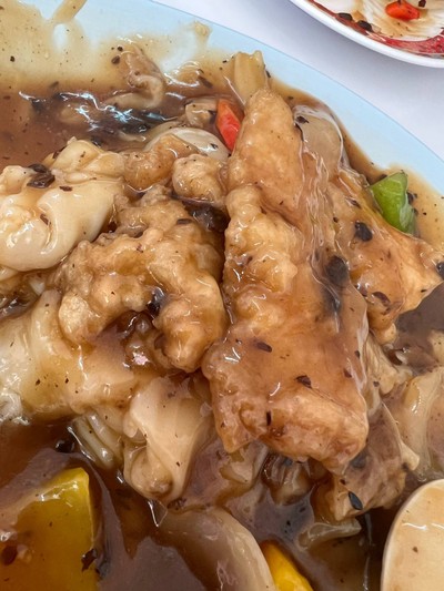 ราดหน้าปลาเต้าซี่