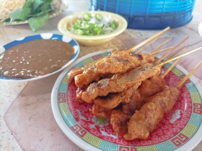 หมูสะเต๊ะ