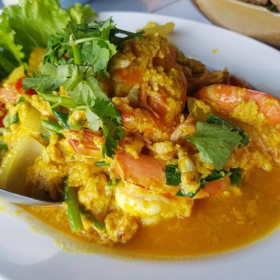 กุ้งผัดผงกะหรี่