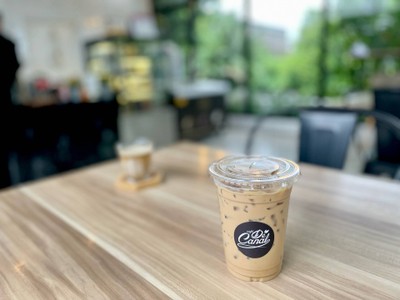 ☕️ Iced Canal Style. (Price 75 Baht.)