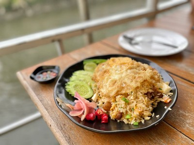 🍛 ข้าวผัดเนื้อเค็มไข่ดาว. (ราคา 134 บาท)