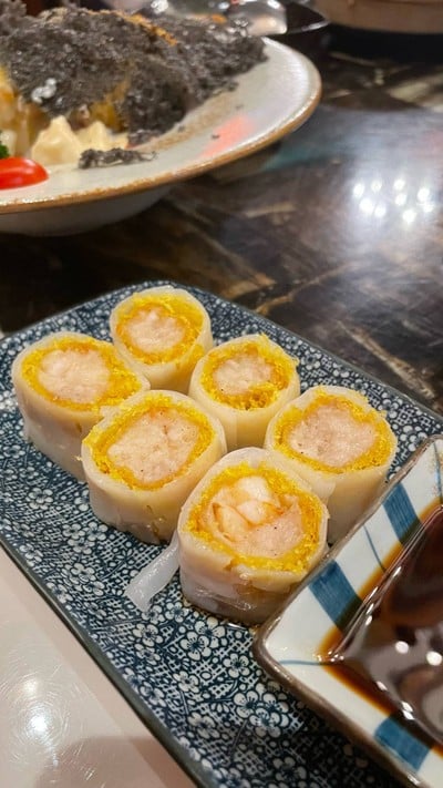 ก๋วยเตี๋ยวหลอดกุ้งทอด