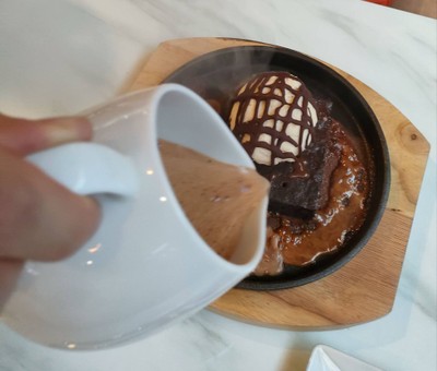 Sizzling Brownie
