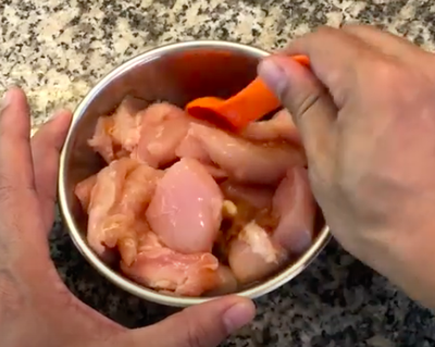 วิธีทำ อกไก่ผัดน้ำพริกเผา อร่อย ง่าย