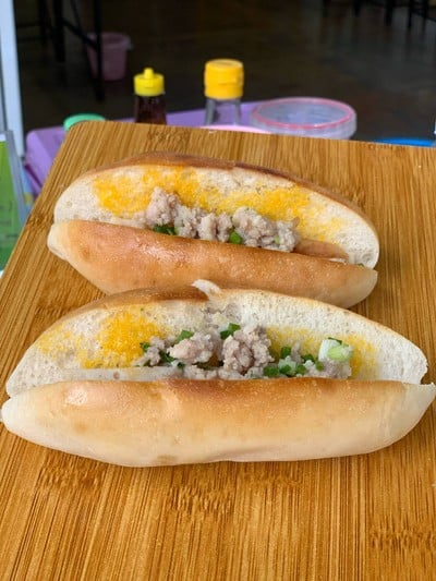 มีหมูบดด้วยนะ