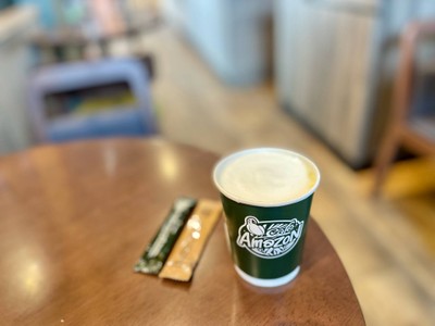 🍵 Hot Milk Green Tea. (Price 50 Baht.)