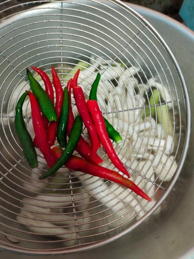 วิธีทำ ต้มยำน้ำใสเห็ดชิเมจิ