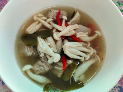 วิธีทำ ต้มยำน้ำใสเห็ดชิเมจิ