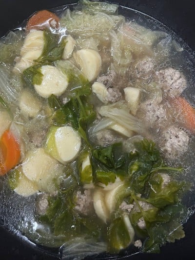 แกงจืดเต้าหู้หมูสับ แกงจืดเต้าหู้หมูสับ