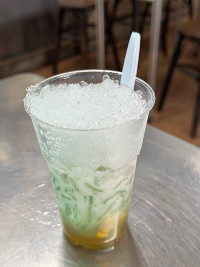 ลอดช่องสิงคโปร์ เจ้าแรก แยกหมอมี (สิงคโปร์โภชนา) สามแยกเจริญกรุง