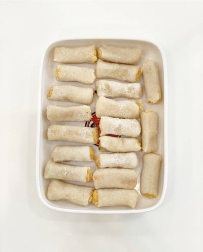 ปลาม้วนไส้ไข่เค็ม