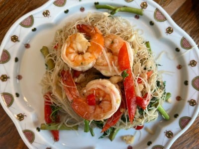 เมนูของร้าน หมีแฟมิลี่ me & family ประชาชื่น