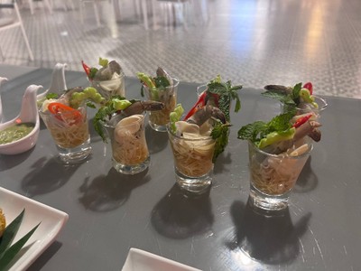 กุ้งแช่น้ำปลา