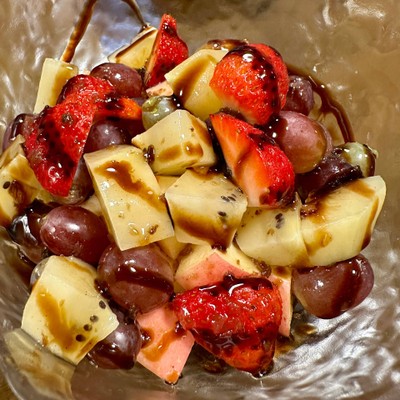 สลัดผลไม้~น้ำสลัดงาซีอิ้วญี่ปุ่น