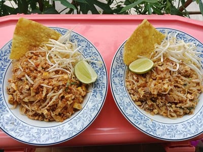 อาหาร หรือ เครื่องดื่ม