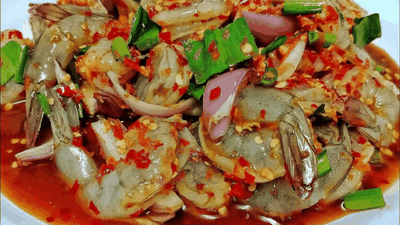 ยำกุ้งสด