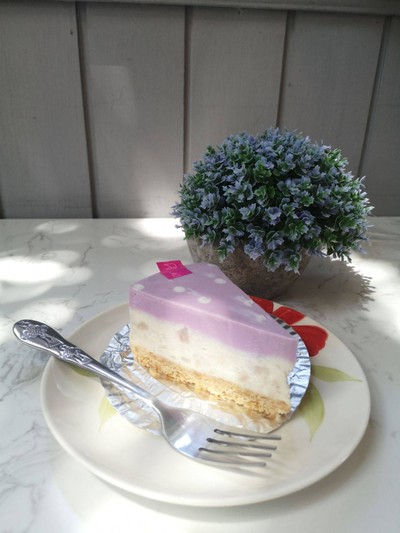 รสชาติไม่หวานมาก มีเผือกผสมอยู่ด้วย เมนูซิกเนเจอร์​ของร้านเลย