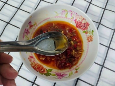 วิธีทำ ยำปลากระป๋อง วิธีทำ ยำปลากระป๋อง