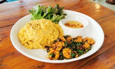 อาหาร หรือ เครื่องดื่ม