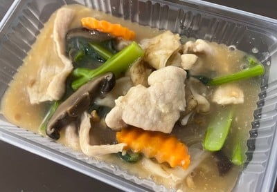 ราดหน้าหมู