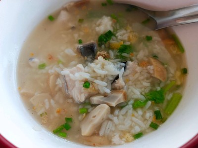 ข้าวต้มปลา