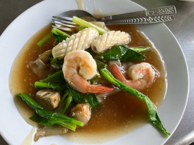 ราดหน้าทะเล