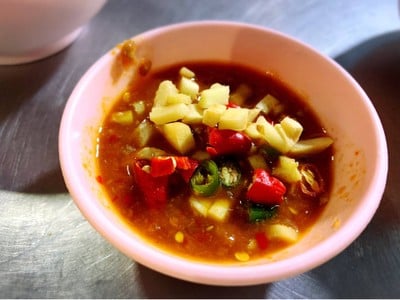 ข้าวมันไก่ตอน นายน้อยเจ้าเก่า ถนนคอนแวน