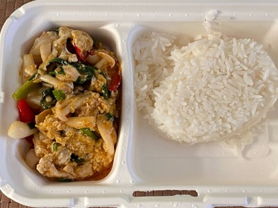 ข้าวราดผัดสะบัดช่อ