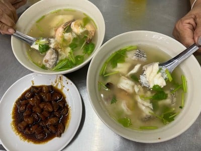 เฮียหวาน ข้าวต้มปลา