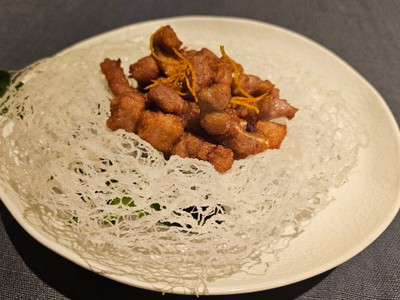 อาหาร หรือ เครื่องดื่ม