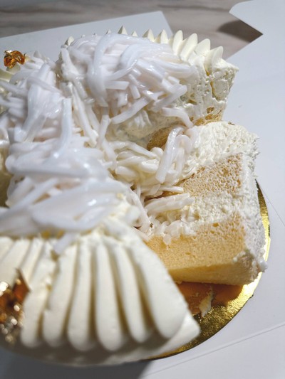 YOUNG COCONUT CAKE