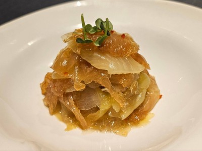 อาหาร หรือ เครื่องดื่ม