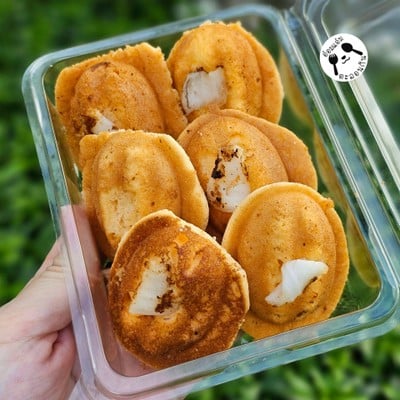 ขนมไข่ มะพร้าว